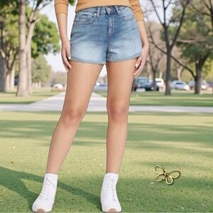 🥳 3/$26 Wild Fable High Rise Rolled Cuff Denim Shorts Light Blue NWT - Size 2
